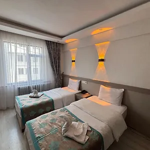 2* Hotel Fly