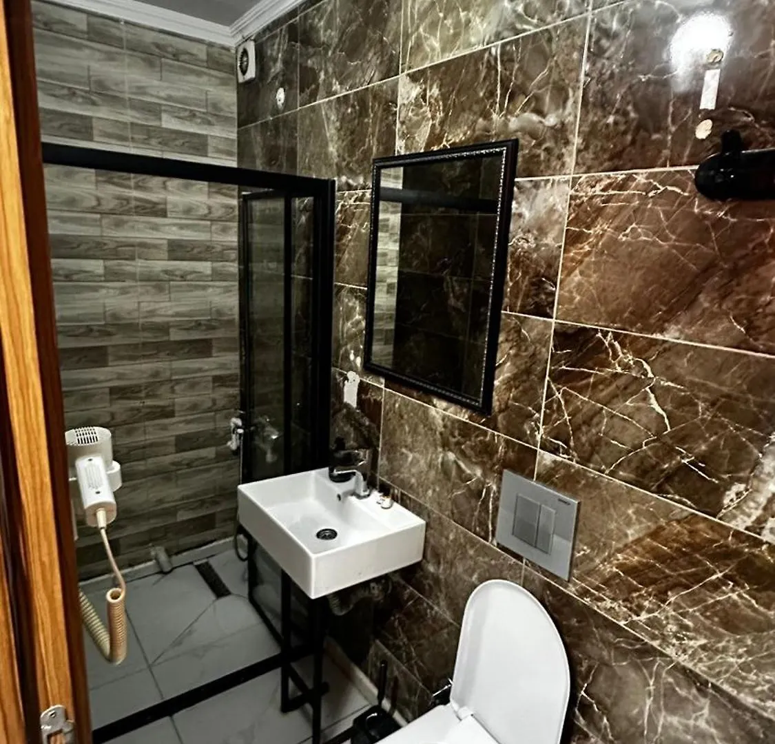Lara Suit Gaziosmanpasa Guenluek Kiralik Daire Istanbul